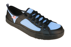 SOM active gym shoe in a traditional lacing system.